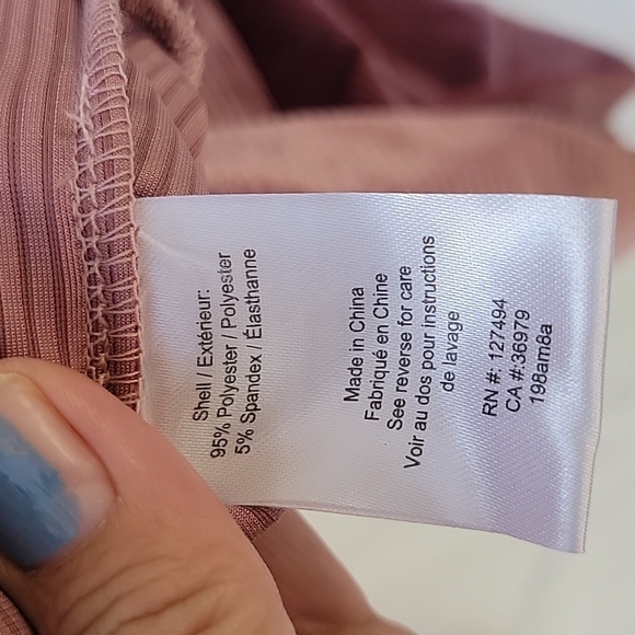 Heartloom Velvet Blouse in Dusty Rose - Picture 10 of 10